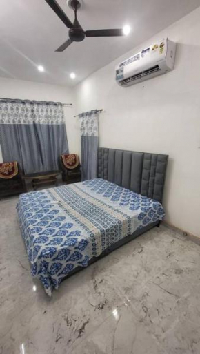 Beautiful condo with AC